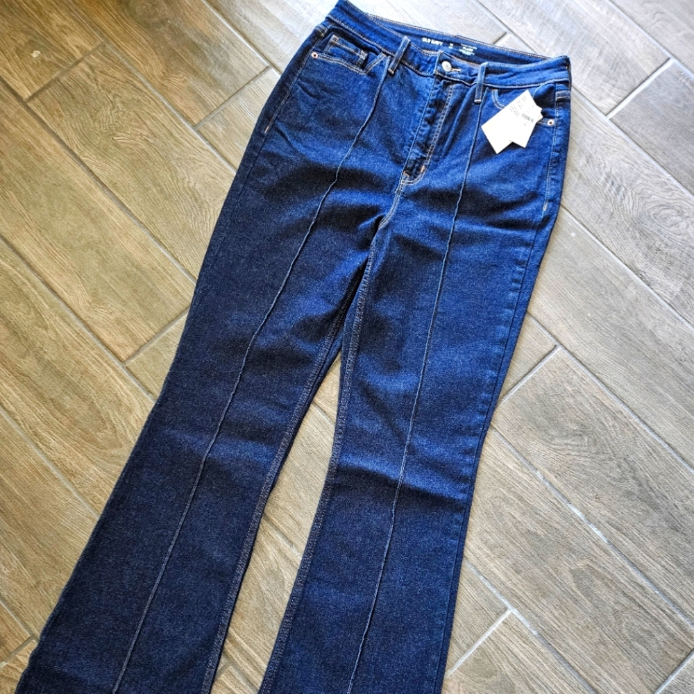 NWT Old Navy High Rise Jeans - 10 Tall